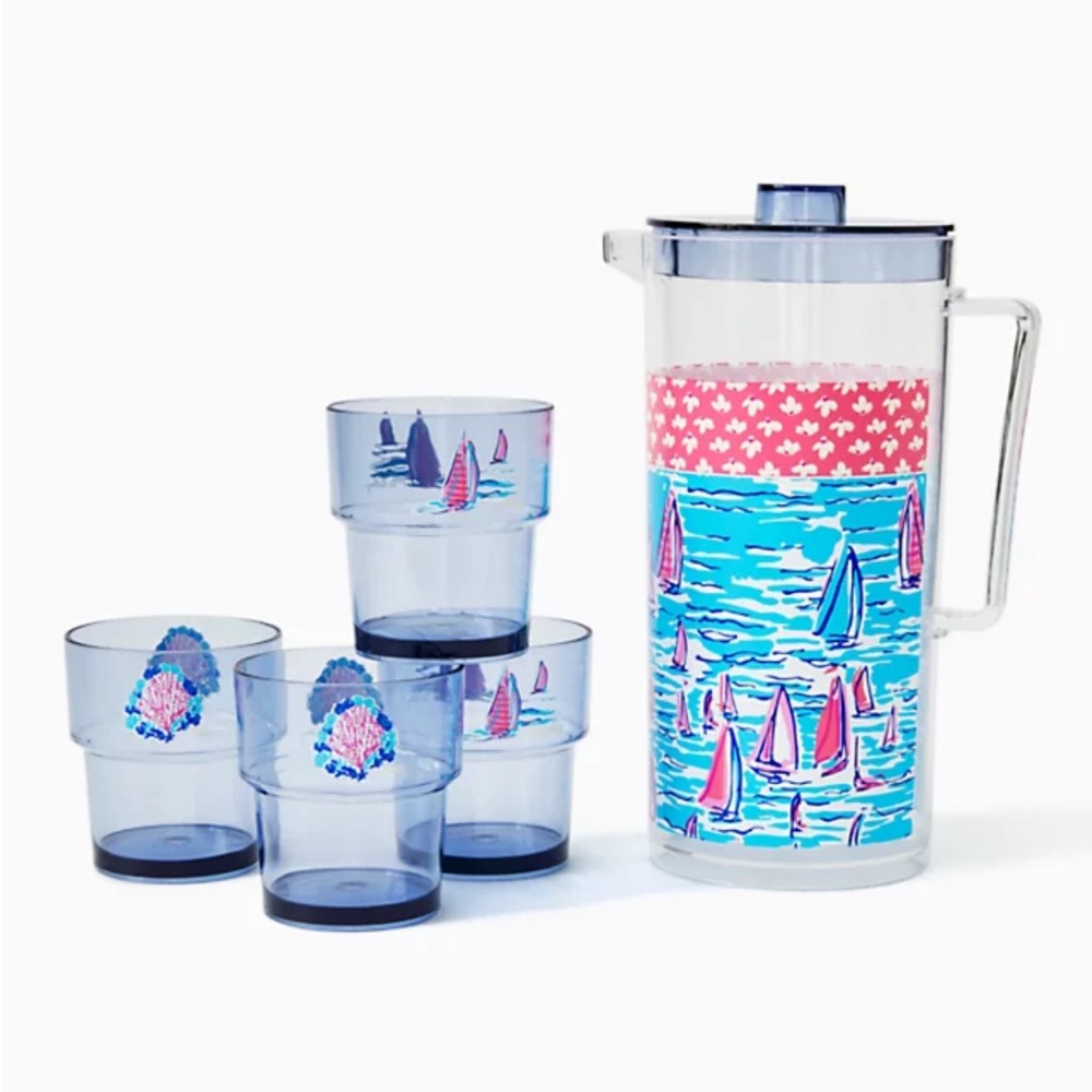 NWT Lilly pulitzer Pitcher and 4 cups Set
